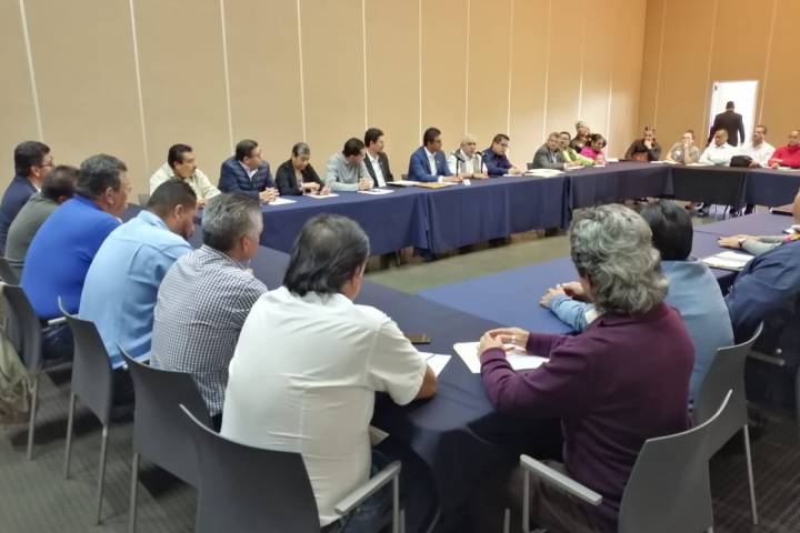 SUEUM y autoridades instalan Comisiones Mixtas