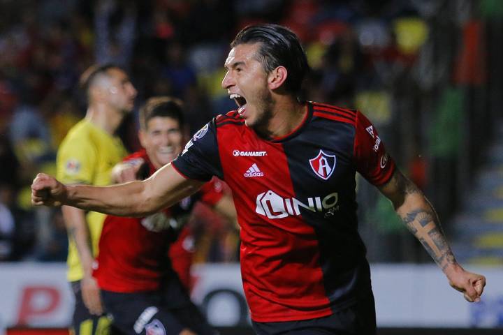 ¡Fuera Roberto Hernández!; Monarcas 1-2 Atlas