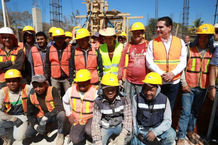 La salud, tema prioritario y necesario: Silvano Aureoles