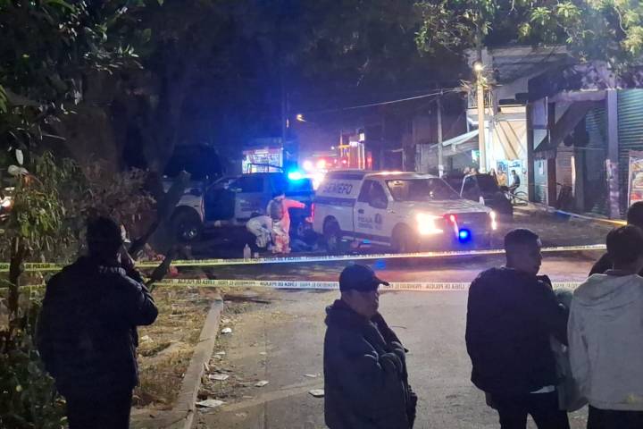 Pistoleros motorizados asesinan a comerciante, en la colonia Villas del Sol