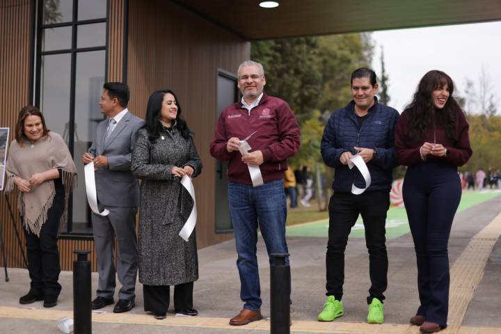 Bedolla inaugura primera etapa del Parque Espazio 200 en Morelia