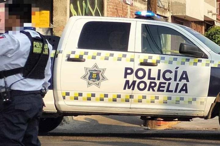 Adulto mayor es atropellado por auto en Morelia
