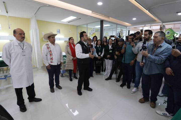 Entrega IMSS áreas remodeladas en Hospital General de Zona No. 8 de Uruapan