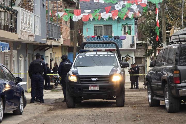 Delincuentes balean casa en la colonia La Aurora, hay un lesionado
