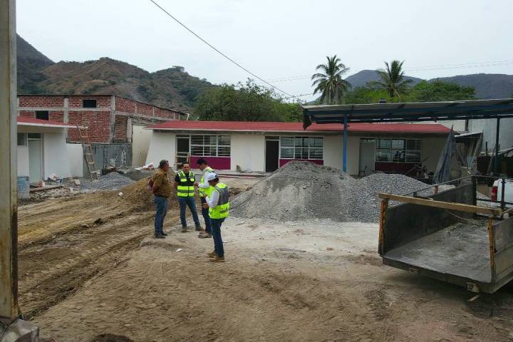 En 20 días SCOP entregará reconstrucción de escuela afectada por sismo en Aquila