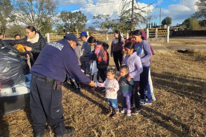 Lleva Seguridad Pública de Morelos alegría a las familias con entrega de juguetes