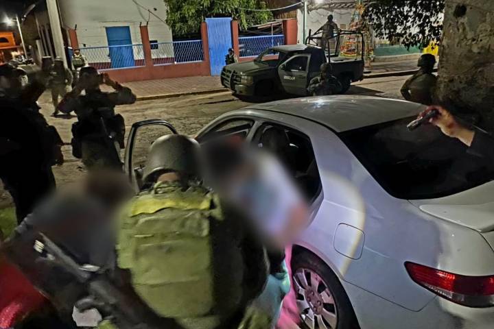 Se registran enfrentamientos armados en Parácuaro