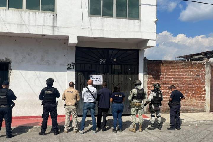 En Uruapan, Fiscalía General ejecuta cateo y asegura inmueble y un vehículo con reporte de robo
