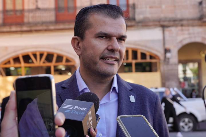 Diálogo permanente con normalistas para proceso de ingreso docente 2025: Segob