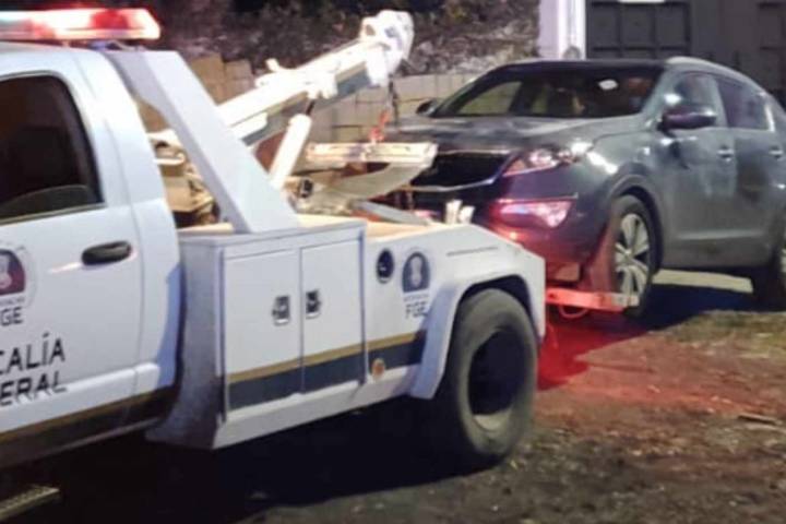 Camioneta de la mujer asesinada en Lomas de la Huerta es abandonada por los homicidas