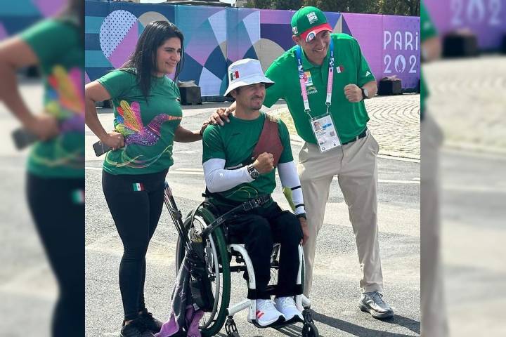 Sigue la mata dando, Samuel Molina emigra de Michoacán