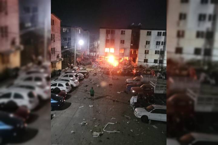 Explosión en edificio de Lázaro Cárdenas, deja al menos un fallecido y varios heridos