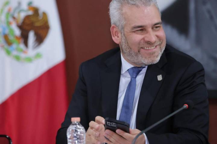 Celebra Bedolla gran respuesta en registro para elegir jueces y magistrados