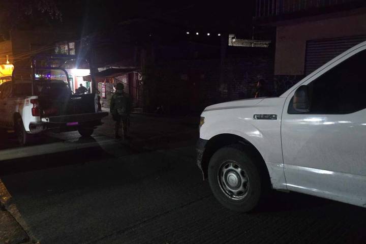 Hombre muere tras ser atacado con arma blanca durante una riña de ebrios en Jacona