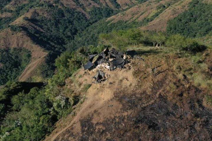 Desmantelan narcocampamento y recuperan camioneta robado en Tierra Caliente