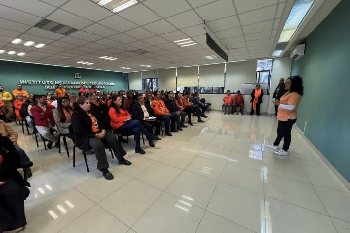 Realiza IMSS Michoacán conferencia para erradicar violencia contra la mujer