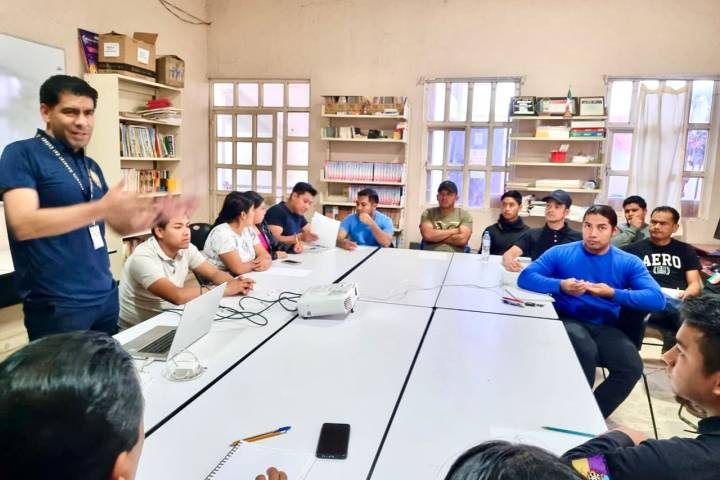 Fortalecen capacidades de las Kuarichas de San Ángel Zurumucapio