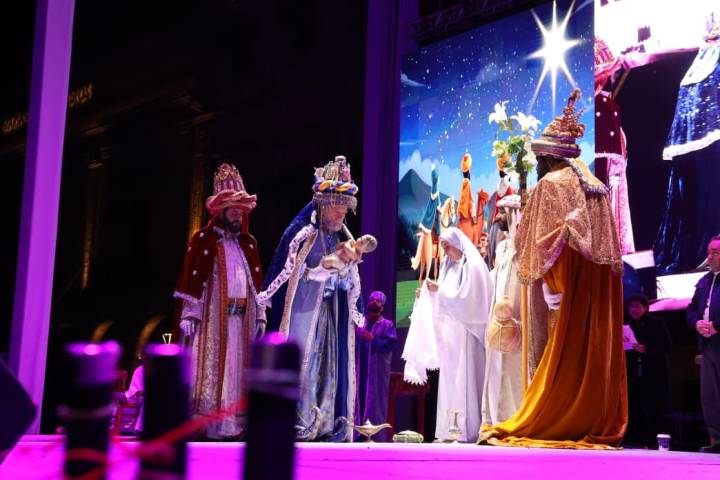 Exitosa y espectacular Cabalgata de los Reyes Magos en Morelia