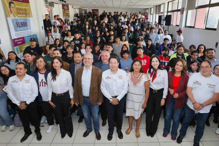 Más de 51 mil universitarios recibirán beca Gertrudis Bocanegra del Plan Michoacán: Bedolla