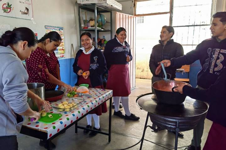 Ciencia y comunidad fortalecen el aprendizaje en Jungapeo: SEE