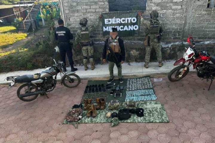 Cae colombiano alias "El R-1", presunto jefe delincuencial en Salvador Escalante