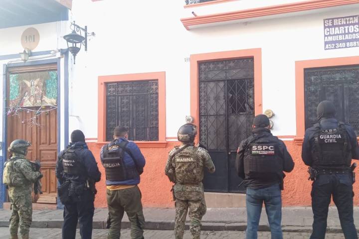 SSP detiene a una mujer, asegura droga y equipo electrónico en Uruapan