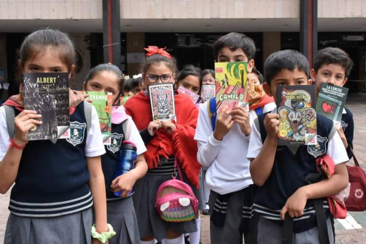 Teatro escolar llegará a 2 mil 400 alumnos con el programa En Michoacán Se Lee: Gabriela Molina ​