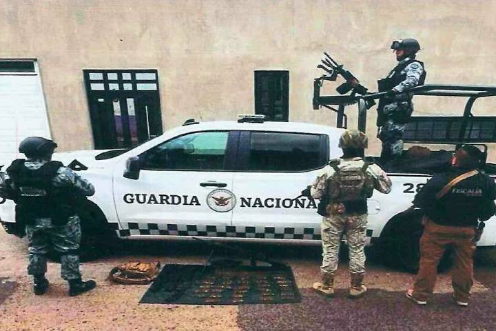 Guardia Nacional y Ejército Mexicano liberan a dos secuestrados y aseguran armamento