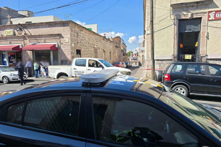 Hombre muere en el centro de Morelia