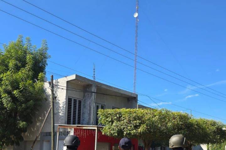 Inhabilitan antena ilícita en Cenobio Moreno, presuntamente utilizada por grupo vinculado a "El Botox": SSP