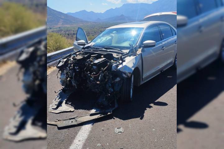 Accidente en la Siglo XXI deja dos personas sin lesiones graves