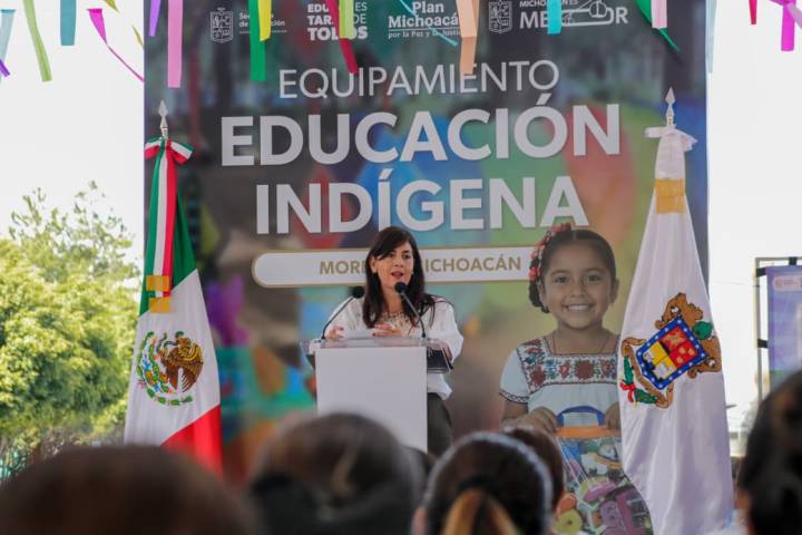 Más de 600 escuelas indígenas reciben material didáctico: Gabriela Molina