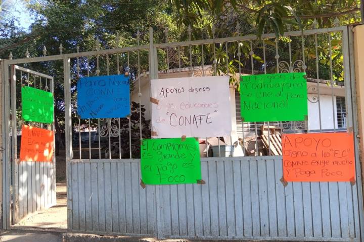 Deja paro del Conafe a 996 alumnos de la Región Coahuayana sin educación