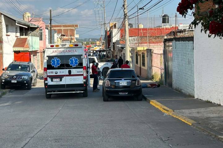 Pistoleros matan a "El Güerito" en la colonia Inguambo, en Uruapan
