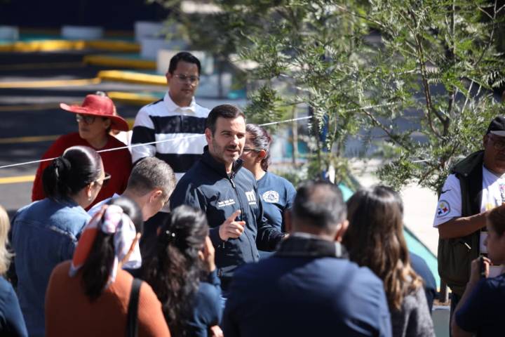 Yankel Benítez constata mejoras en la Escuela Secundaria Técnica 108