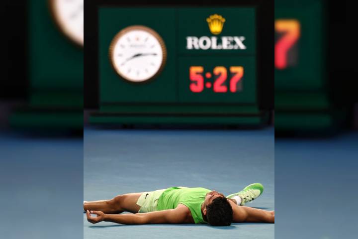 Alcaraz gana Open en Australia
