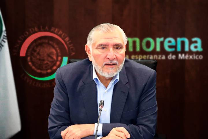 Deja Adán Augusto coordinación de Morena en Senado