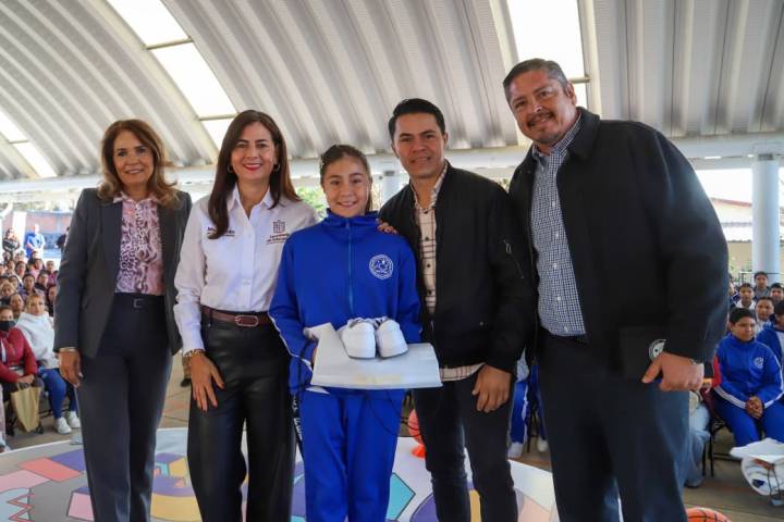 Este mes llega la Beca Rita Cetina para secundarias: Gabriela Molina