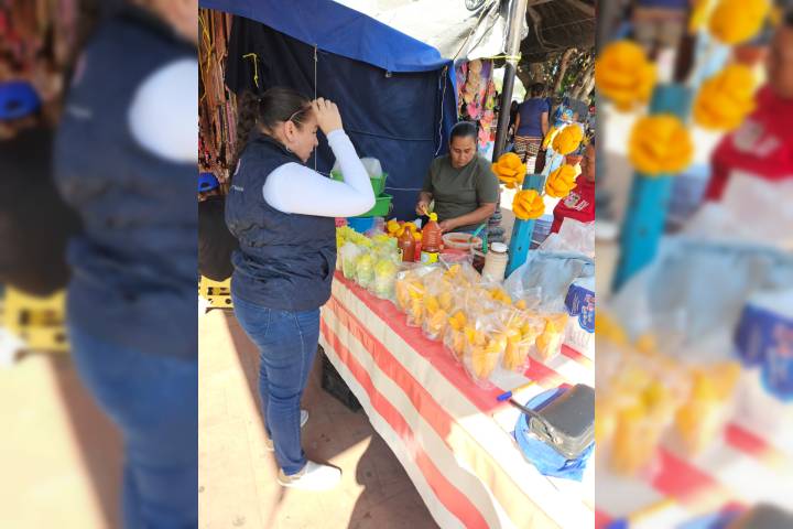 Coepris despliega operativo sanitario en fiestas patronales de Acahuato: SSM