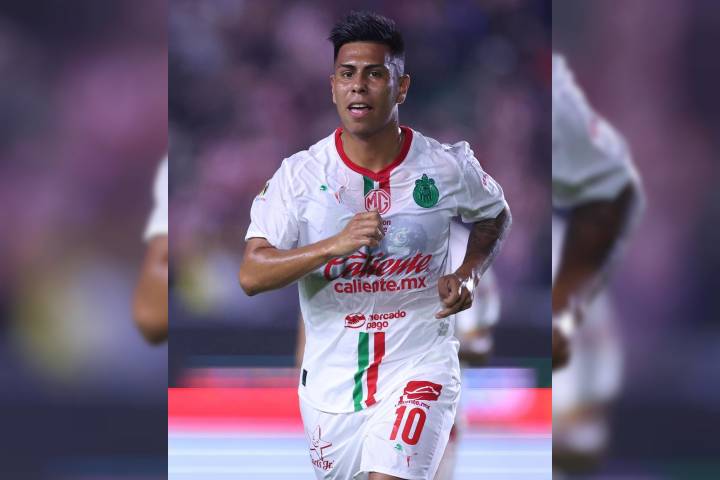 Chivas con paso perfecto