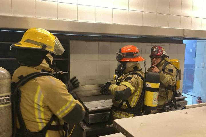 Conato de incendio en el Hotel Alameda de Morelia moviliza a los bomberos