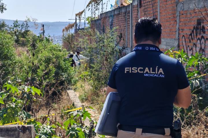 Hombre es encontrado muerto en un baldío al poniente de Morelia