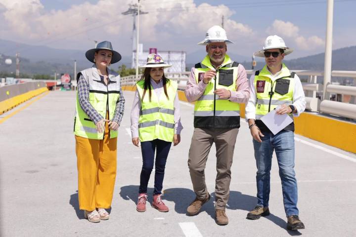 Bedolla abre carriles superiores del Paso La Hielera; agilizará el tránsito de 30 mil vehículos diarios