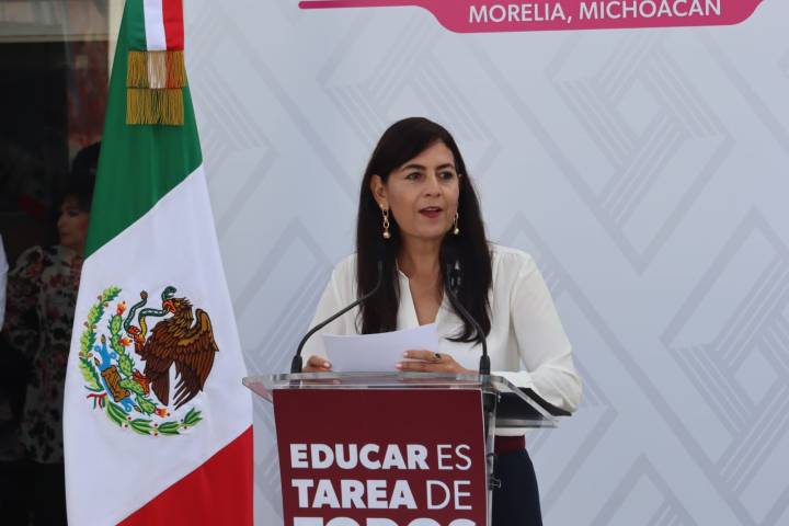 Inician asambleas informativas de la Beca Rita Cetina para nivel primaria: Gabriela Molina