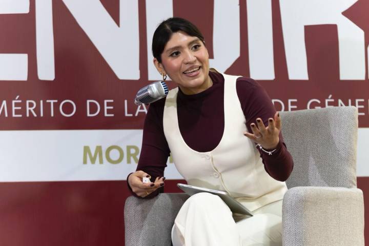 Las niñas también hacen historia: lanzan convocatoria a la Presea Eréndira