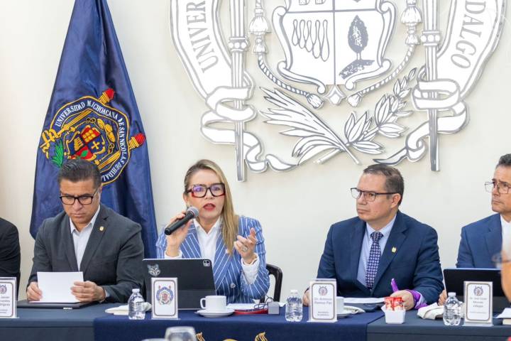 Programa de fortalecimiento y vinculación permanente con Escuelas Incorporadas, establece Yarabí Ávila