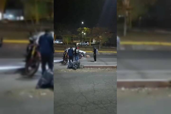 Accidente de motocicleta deja dos heridos en el Libramiento Nororiente de Morelia