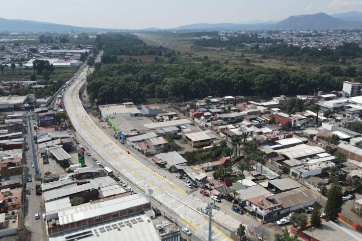 Distribuidor vial "La Hielera" en Uruapan, ejemplo de construcción sin deuda: Rogelio Zarazúa