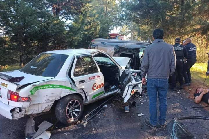 Mujer fallece tras choque múltiple en Choque en la Opopeo-Tacámbaro; hay 6 heridos