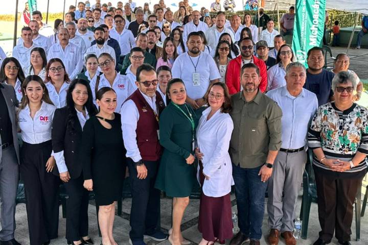 Conforman Comité Ciudadano para vigilar el fortalecimiento del Hospital Rural de Coalcomán